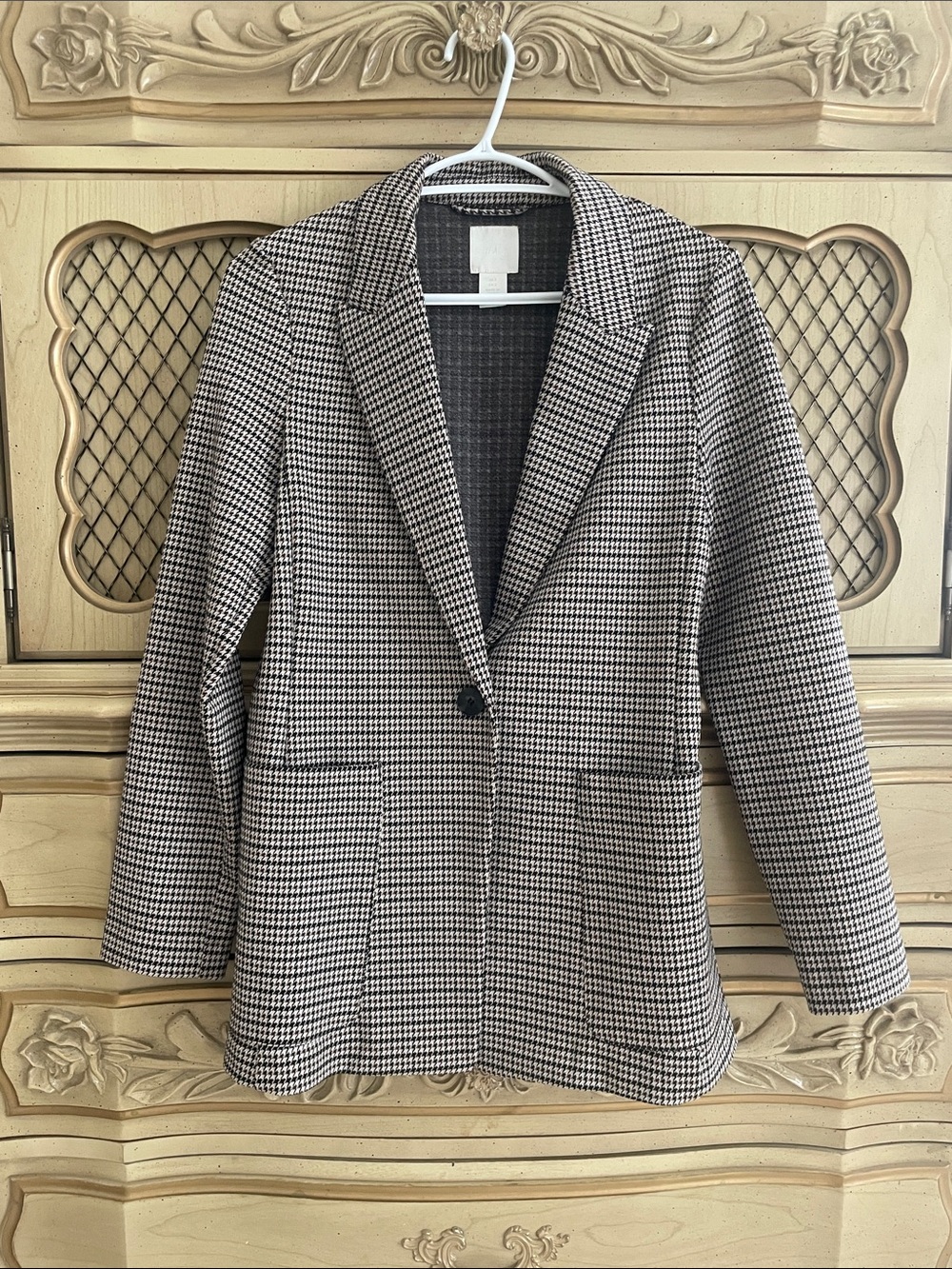 H&M Houndstooth Blazer in Black and White